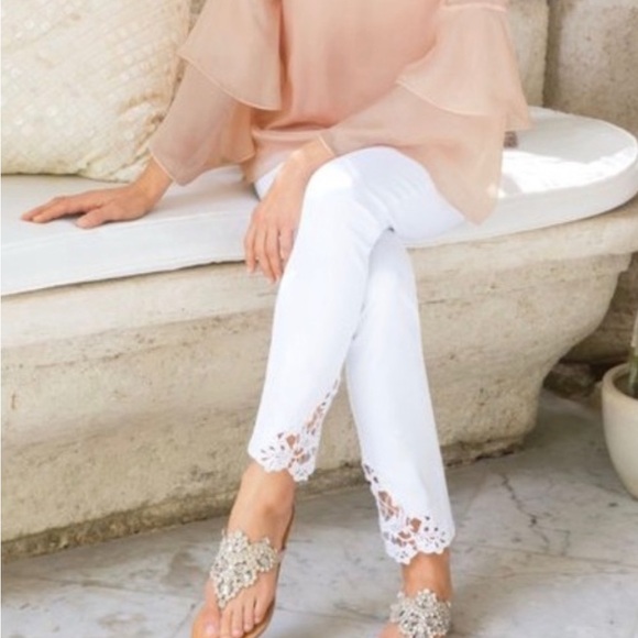 Soft Surroundings Touch of Lace White Jeans Women’s Size 6 - Picture 1 of 7